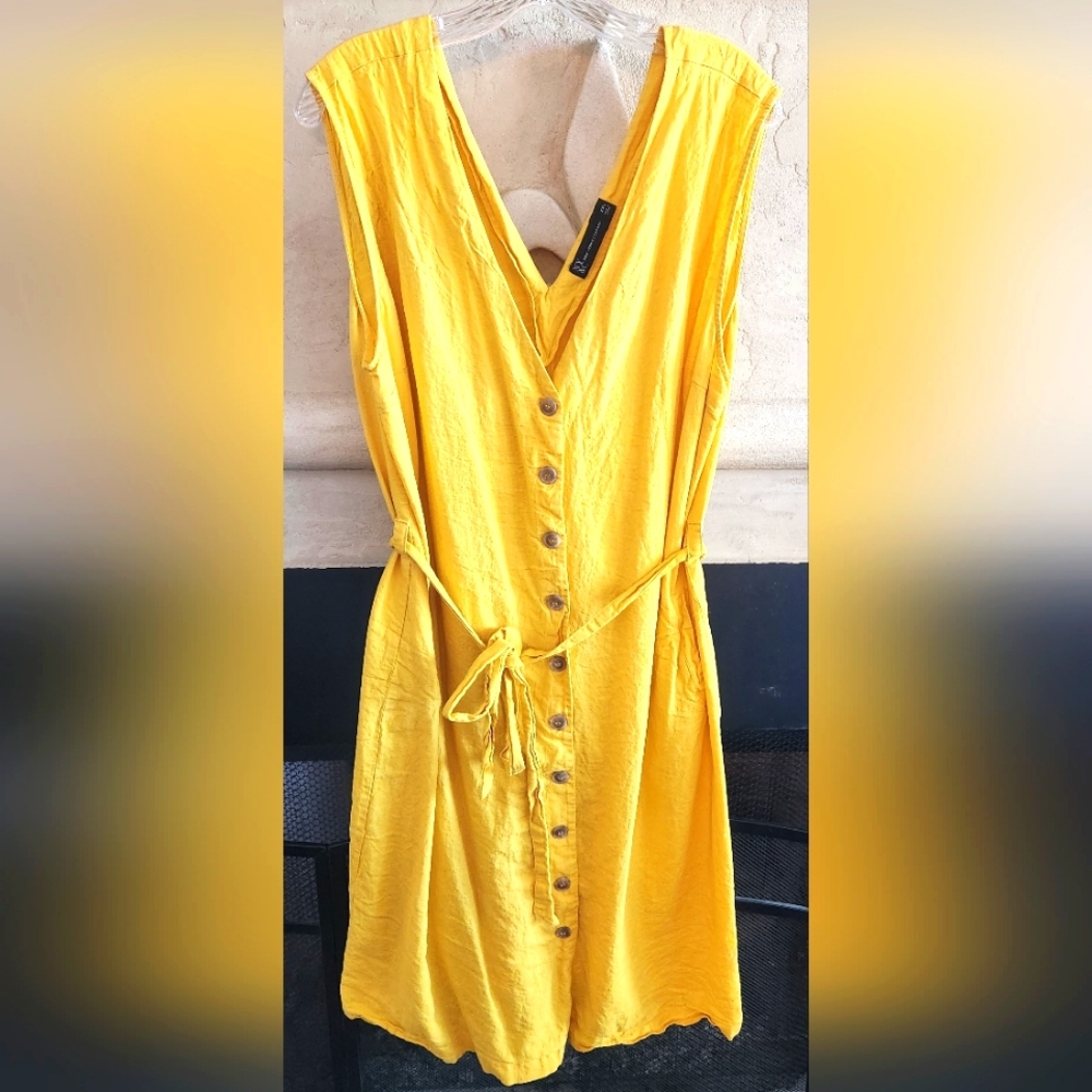 Yellow New York & Company dress, size XXL